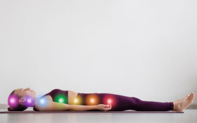 Les minéraux et les chakras : harmoniser le corps énergétique avec la vibration des pierres